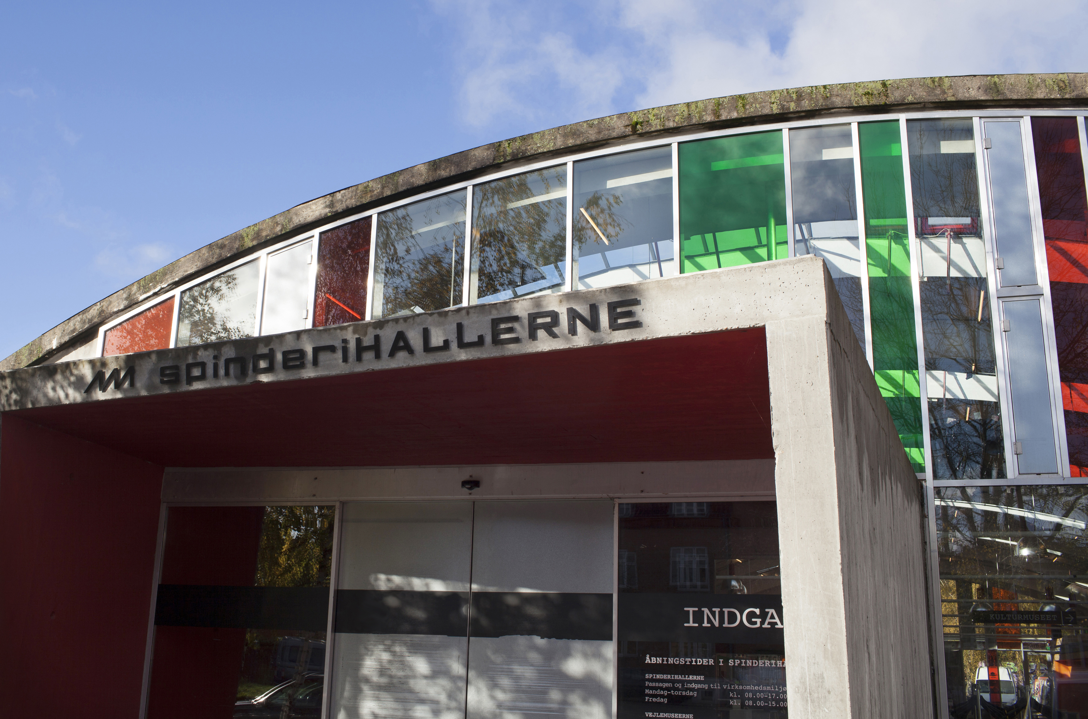 Spinderihallerne indgang